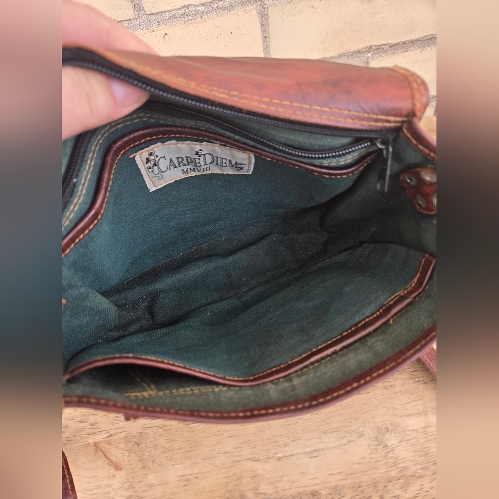 Vintage Style Leather Satchel - Picture 5 of 13